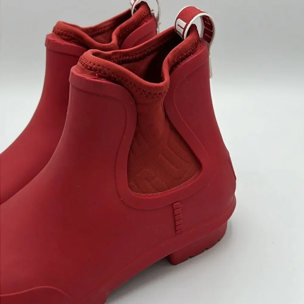 ✨UGG Red Rainboots Size‎ 6 Chevonne Ankle Rain Booties B22B